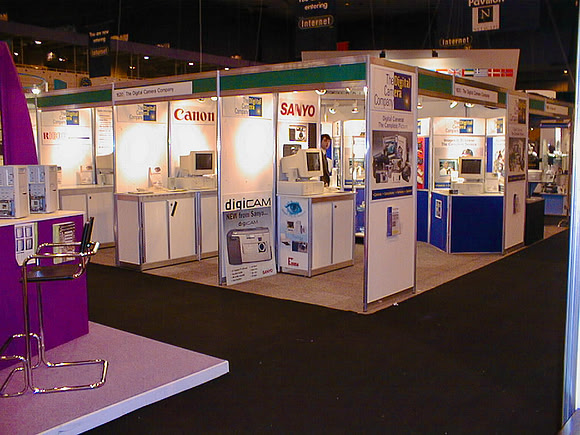 1997 04 - Comdex UK, London - 2 of 16