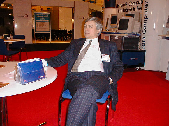 1997 04 - Comdex UK, London - 8 of 16