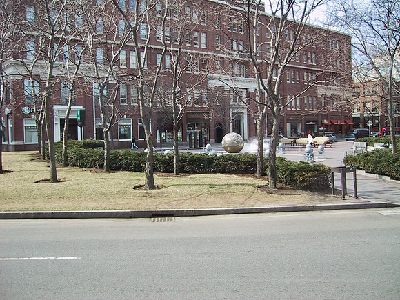 2001 04 - Boston, MA, USA - 8 of 16