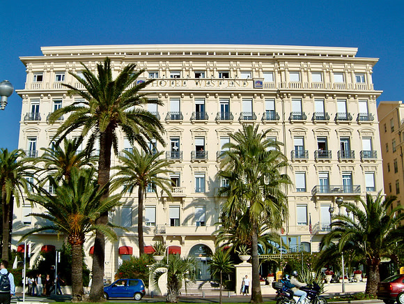 2002 10 31 - Nice, France - 1 of 35