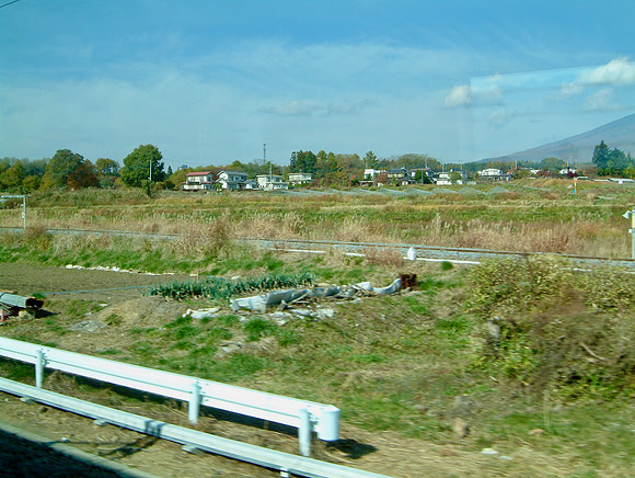 2002 11 07 - Tokyo, Japan - 4 of 29