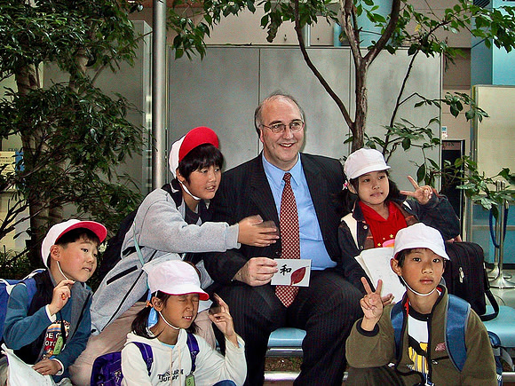 2002 11 07 - Tokyo, Japan - 24 of 29