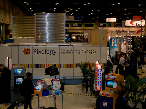 2006 02 26 - Orlando, FL, USA - 20 of 24