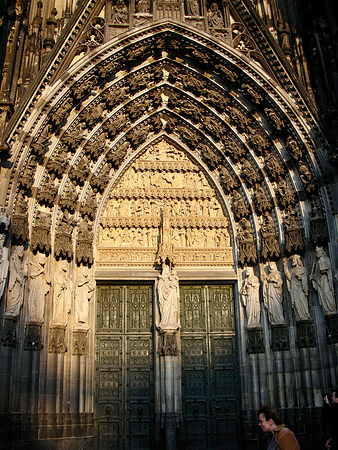 2008 09 23 - Köln, Germany - 10 of 26
